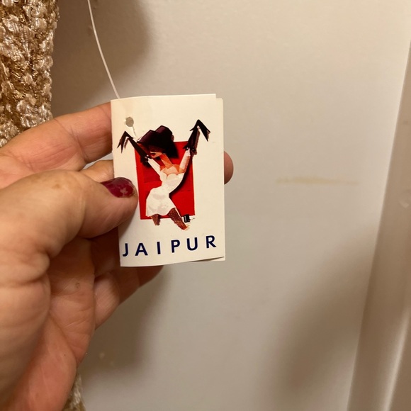 Jaipur Floral Embossed Design Gold with White Size XL NWT - Picture 6 of 7